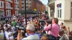 Շվեդիան վերաբացում է Ասանժի դեմ բռնաբարության գործը