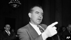 Cumhuriyetçi Partili Wisconsin Eyaleti Senatörü Joseph McCarthy