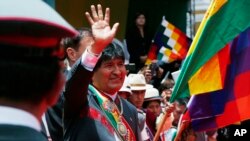 El presidente de Bolivia, Evo Morales confirmó su participación y dictará una charla sobre luchas del continente y el entorno geopolítico de América Latina, así como el bloqueo a Cuba y la situación en Venezuela.
