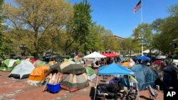 Desetine šatora bile su postavljene u sklopu propalestinskog protesta na Univerzitetu u Mičigenu u Ann Arboru u četvrtak, 2. maja 2024.