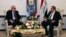 Лахдар Брагімі (л) і міністр закордонних справ Іраку Гошіяр Зебарі