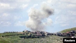 이스라엘 국방장관은 23일 이스라엘군이 리타니강까지 레바논 남부를 장악할 것이라고 밝혔다.