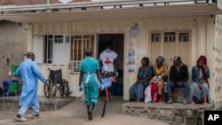 A person wounded in the fighting between M23 rebels and Congolese armed forces arrives at the Cbeca Ndosho hospital in Goma, Democratic Republic of the Congo, Jan. 23, 2025.