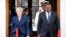 Theresa May da shugaban kasar Kenya Uhuru Kenyatta.