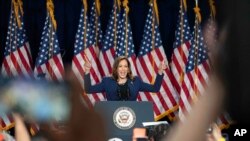 Kamala Harris em campanha em Wisconsin