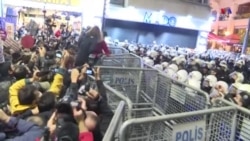 Թուրքական ոստիկանությունն արցունքաբեր գազ է կիրառել Ստամբուլում մի քանի հարյուր կանանց դեմ