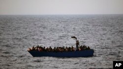 La marine marocaine a annoncé avoir porté secours ces derniers jours à près de 900 migrants irréguliers, dont 400 dans ses eaux territoriales. (photo d'illustration)