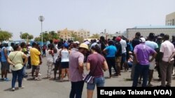 Praienses manifestam-se do Dia da Independência