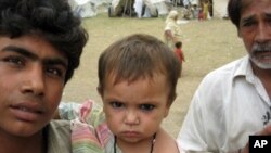 مطالبۀ میلیارد ها دالر توسط پاکستان به سیلاب زده ها