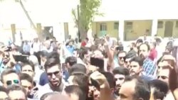 Khorramshar, Iran, Residents Confront Governor