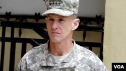 Komandan tertinggi Amerika di Afghanistan, Jenderal Stanley McChrystal