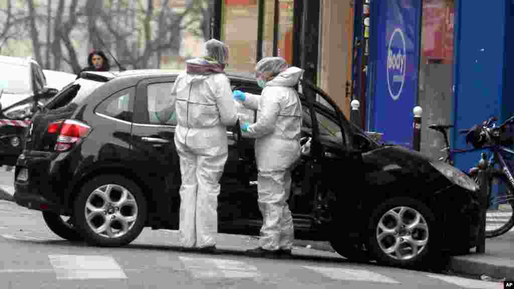 An kai hari kan gidan jaridar Charlie Hebdo, Paris a Faransa.