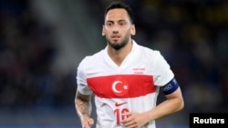 A Milli Futbol Takımı'nın kaptanı Hakan Çalhanoğlu