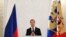 Дмитрий Медведев, «тепло встреченный собравшимися»