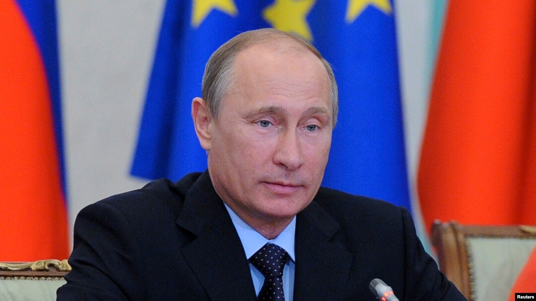 Russian President Vladimir Putin attends the European Union-Russian Federation (EU-Russia) Summit in Yekaterinburg, June 4, 2013. 