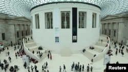 People walk through the atrium of the British Museum in London, Britain, September 28, 2023. (REUTERS/Hollie Adams)