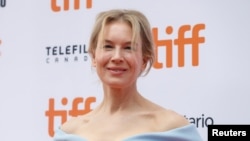 Actor Renee Zellweger poses as she arrives at the Canadian premiere of "Judy" at the Toronto International Film Festival (TIFF) in Toronto, Ontario, Canada, Sept. 10, 2019.