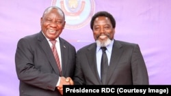 Le président sud-africain Cyril Ramaphosa et son homologue congolais Joseph Kabila, Kinshasa, RDC, le 9 août 2018. 