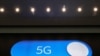 Un letrero lumínico anuncia la tecnología 5G en el aeropuerto de Zaventem de Bélgica el 4 de mayo de 2020.