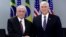 Tổng thống Brazil Michel Temer (trái) chào đón Phó Tổng thống Mỹ Mike Pence tại Dinh Planalto, thành phố Brasilia, ngày 26/6/2018.