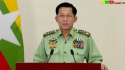 미얀마 군부의 민 아웅 흘라잉 최고사령관이 8일 국영 TV를 통해 대국민연설을 했다.