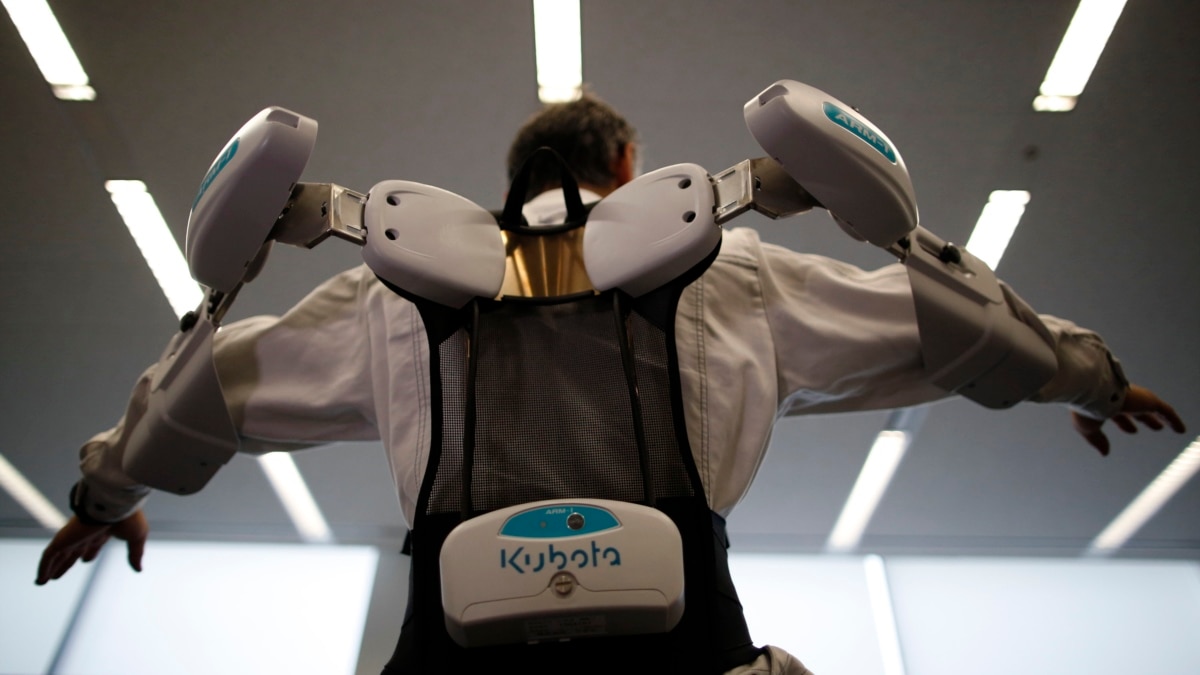 South Korean Firm Embraces Exoskeletons to Help Shipbuilders