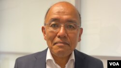 བཀྲས་མཐོང་དབང་བོ་ལགས། 