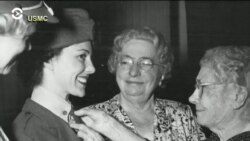 Женское лицо морской пехоты США