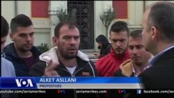 Protesta e banorëve të Zharrëzës në Tiranë