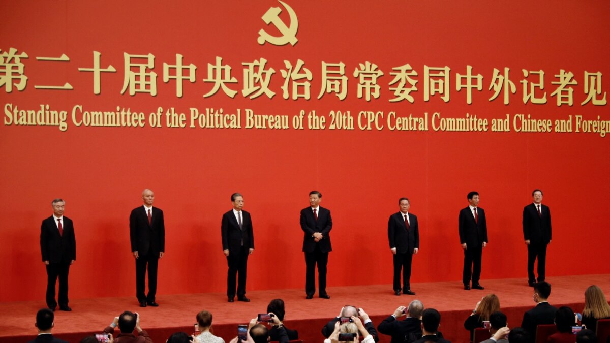 习近平再连任中共总书记新一届常委充斥着习的拥护者
