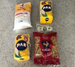 2 kilos de harina de maíz, un kilo de harina de trigo y 500 gramos de pasta. El mercado de 5 dólares de Adriana Núñez