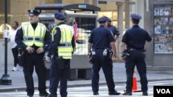 Miles de policías custodian los alrededores del edificio de la ONU en donde se desarrolla la Asamblea General de la ONU.