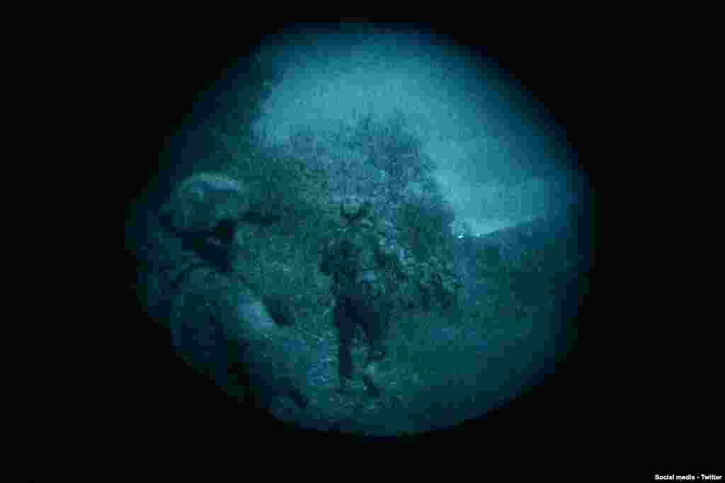 نابودی زیرساخت‌های تروریستی حزب‌الله توسط ارتش اسرائیل - نیروهای تیپ ۷۶۹ ارتش دفاعی اسرائیل در چندین روستا در منطقه عملیات انجام داده و تسلیحات و زیرساخت‌های تروریستی، از جمله انبارهای تسلیحات و موشک‌های ضدزره، را منهدم کردند. Israel Defense Forces