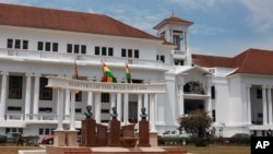 Bâtiment de la Cour suprême dans la ville d'Accra, au Ghana, 6 octobre 2015. (AP Photo/Christian Thompson)