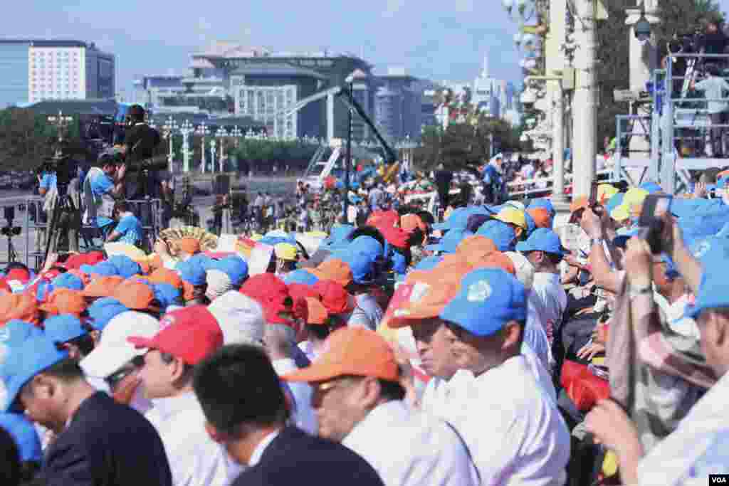 9月3日，北京举行盛大抗战阅兵（美国之音东方拍摄）