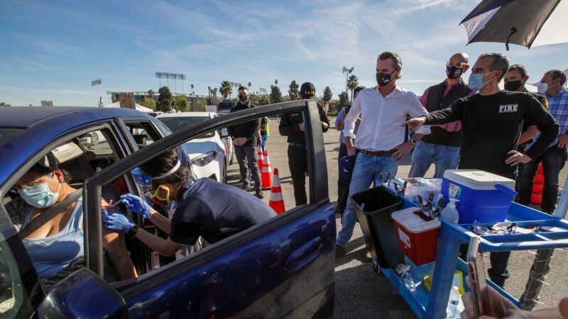 After US Vaccine Mandate, Workers Rush for Religious Exemptions