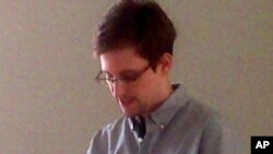 Edward Snowden serait toujours à l'aéroport de Moscou