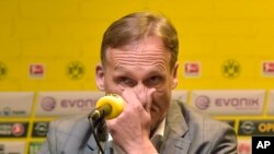 Le président du Borussia Dortmund, Hans-Joachim Watzke lors d'une conférence de presse, Allemagne le 15 avril 2015