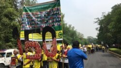 བོད་མི་བརྒྱ་དང་ལྔ་བཅུས་རང་ལུས་མེར་བསྲེགས་བཏང་བར་བོད་ཀྱི་གཞོན་ནུ་ལྷན་ཚོགས་ཀྱིས་དྲན་གསོ།