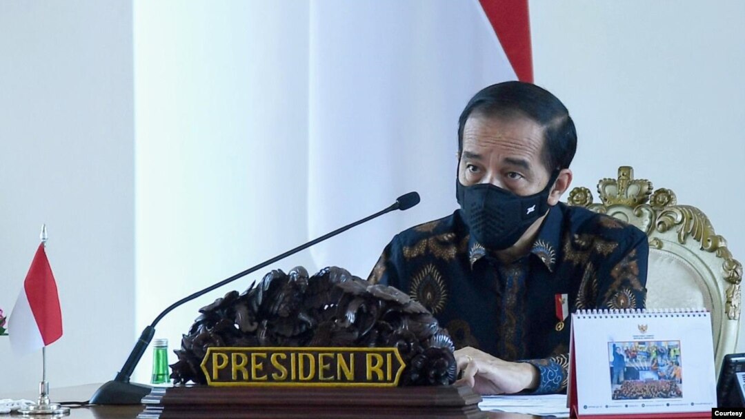 Dalam Rapat Terbatas di Istana Kepresidenan Bogor, Selasa (1/9) Presiden Jokowi Sebut Indonesia di Ambang Resesi (Setpres RI)