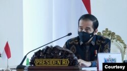 Dalam Rapat Terbatas di Istana Kepresidenan Bogor, Selasa (1/9) Presiden Jokowi Sebut Indonesia di Ambang Resesi (Setpres RI)