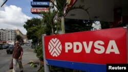 El caso de los "bolichicos" se trata de corrupción: "comisiones que se pagan a empleados de PDVSA para que les den dinero,  proyectos, importaciones", explicó a la VOA, una experta en asuntos financieros.