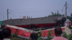 INTERNATIONAL EDITION: Signaling Error Likely Cause Of India Train Crash