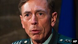 9일 사임한 데이비드 패트레이어스 미 중앙정보국장. (자료사진)