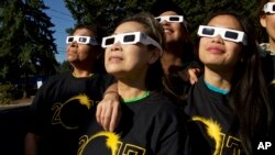 Essilor Eclipse Viewing Party