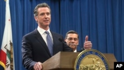 Thống đốc California Gavin Newsom.