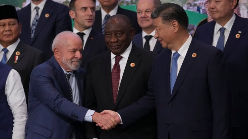 Chinas Xi, Lula meet in Brasilia to ‘enhance ties’