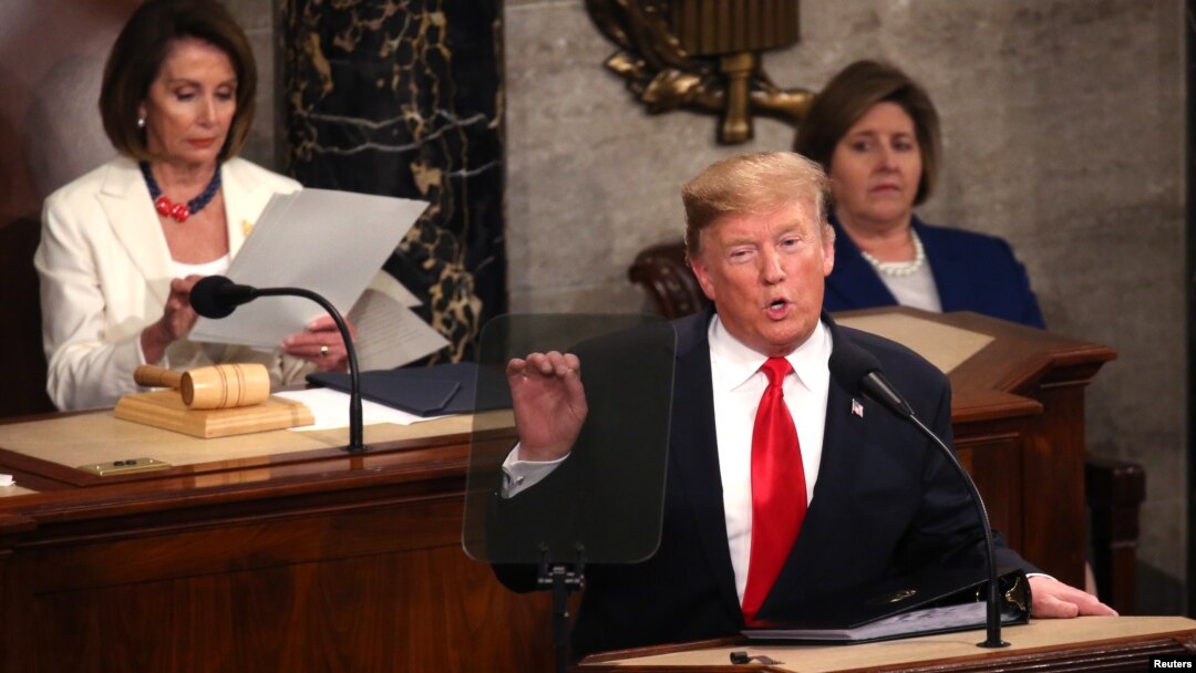 Presiden AS Donald Trump dalam pidato kenegaraan tahun lalu, 5 Februari 2019 (foto: dok). 