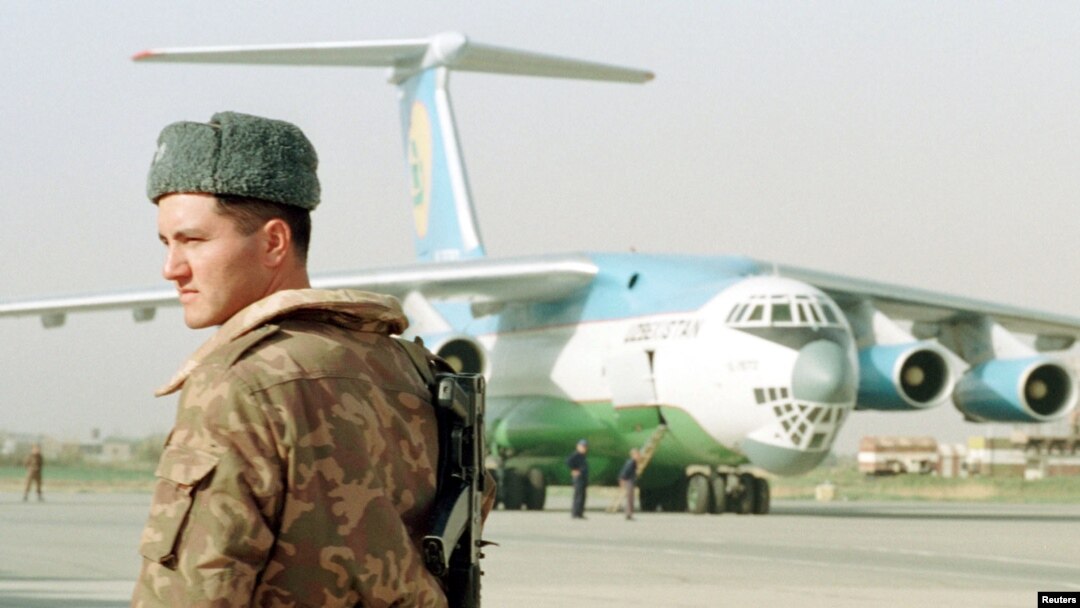 Termiz xalqaro aeroporti 2001-yildan beri xalqaro kuchlarga ochiq. Germaniya uni ijaraga olgan. Lekin qancha to'laydi, qay shartlar asosida, bu sir tutiladi. 