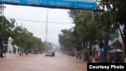 Jalan Ahmad Yani Kota Pacitan hari Selasa sore, 28 November 2017. (Foto courtesy: Ria Nurswida, warga Pacitan)